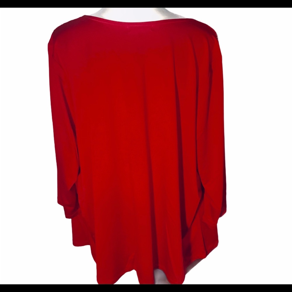 Design History red top with drape neckline size 3X - Picture 5 of 6